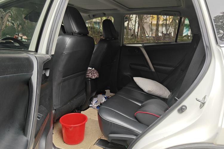 Used Toyota RAV4 2018 2.5L Automatic 4x4 Elite i Edition Left Rear Seat
