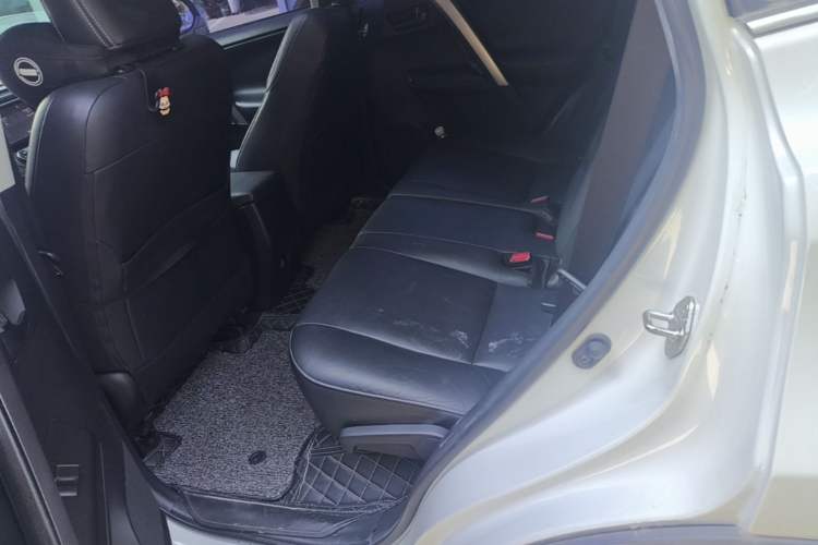Used Toyota RAV4 2018 2.5L Automatic 4x4 Elite i Edition Left Rear Seat