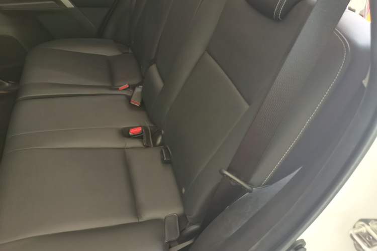 Used Toyota RAV4 2018 2.5L Automatic 4x4 Elite i Edition Left Rear Seat