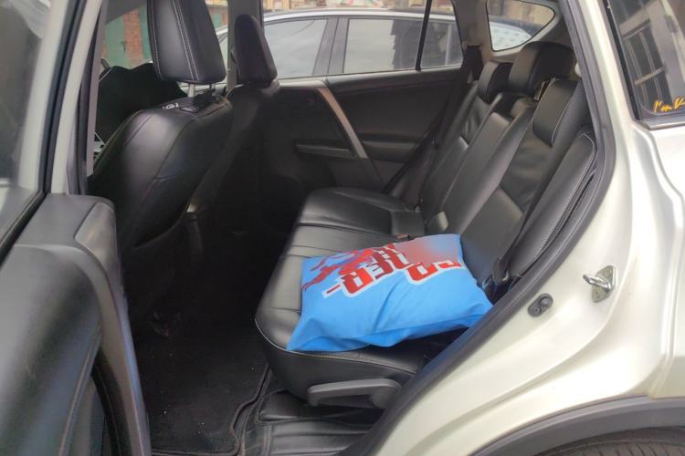 Used Toyota RAV4 2018 2.5L Automatic 4x4 Elite i Edition Left Rear Seat