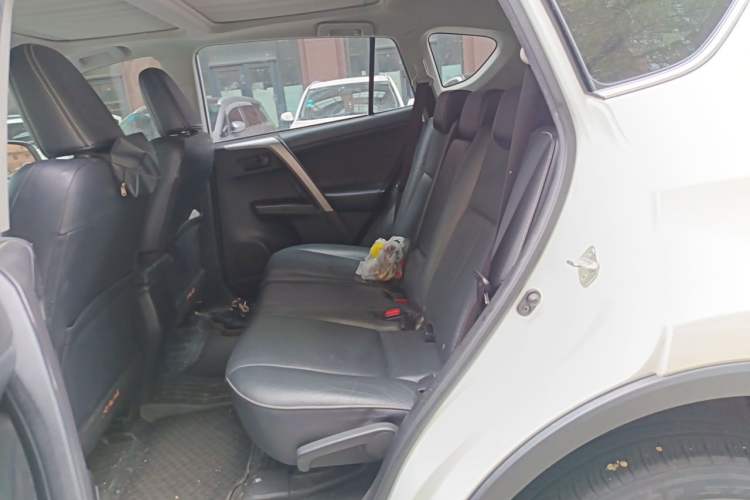 Used Toyota RAV4 2018 2.5L Automatic 4x4 Elite i Edition Left Rear Seat