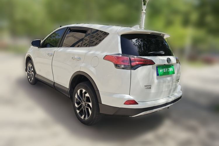 Used Toyota RAV4 2018 2.5L Automatic 4x4 Elite i Edition Rear Left 45 Deg