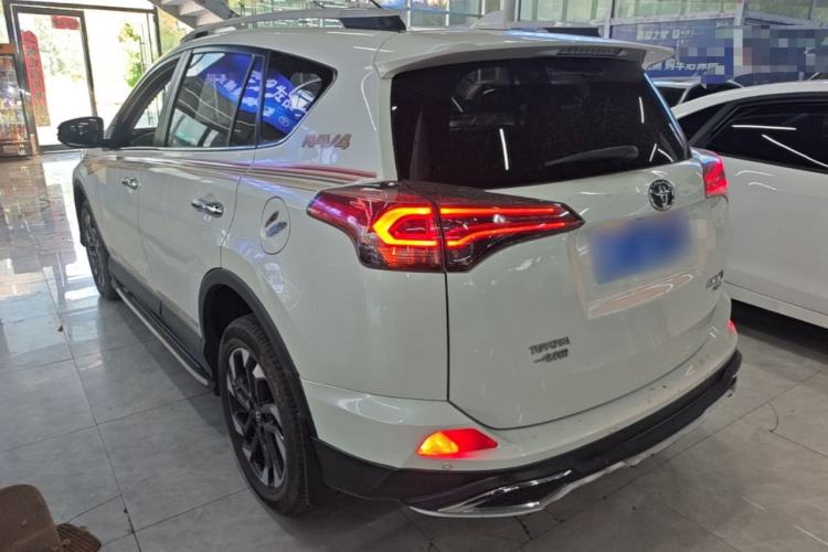 Used Toyota RAV4 2018 2.5L Automatic 4x4 Elite i Edition Rear Left 45 Deg