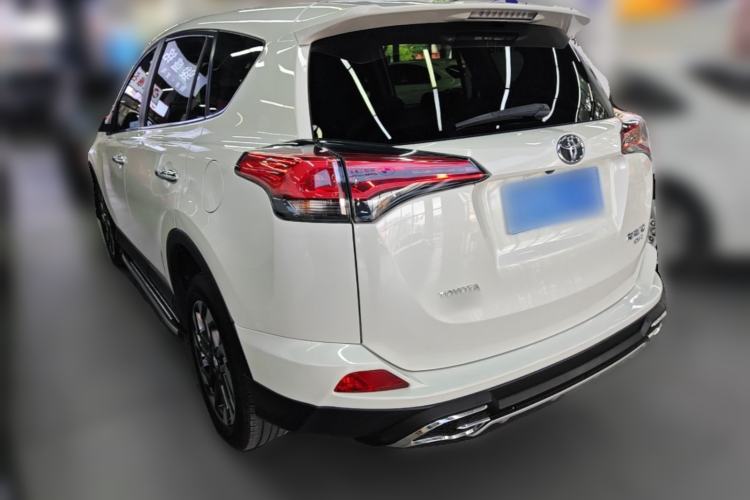 Used Toyota RAV4 2018 2.5L Automatic 4x4 Elite i Edition Rear Left 45 Deg