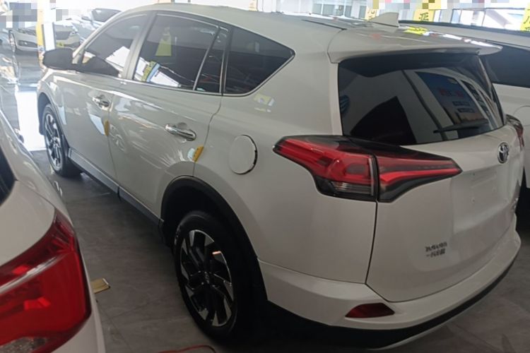Used Toyota RAV4 2018 2.5L Automatic 4x4 Elite i Edition Rear Left 45 Deg
