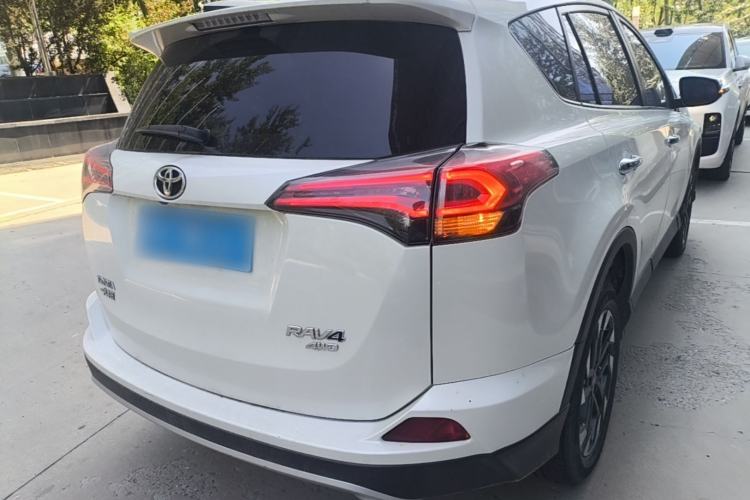 Used Toyota RAV4 2018 2.5L Automatic 4x4 Elite i Edition Rear Right 45 Deg