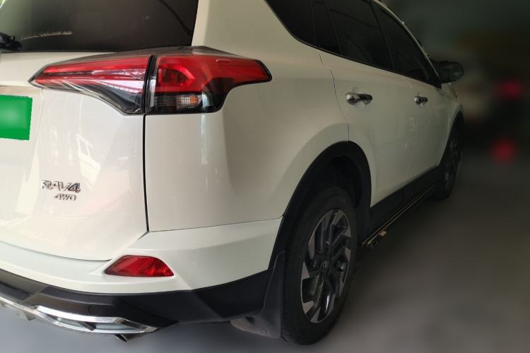 Used Toyota RAV4 2018 2.5L Automatic 4x4 Elite i Edition Rear Right 45 Deg