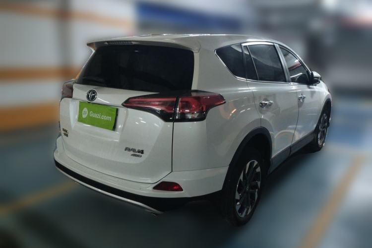 Used Toyota RAV4 2018 2.5L Automatic 4x4 Elite i Edition Rear Right 45 Deg