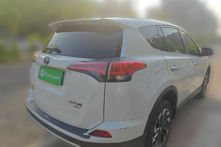 Used Toyota RAV4 2018 2.5L Automatic 4x4 Elite i Edition Rear Right 45 Deg