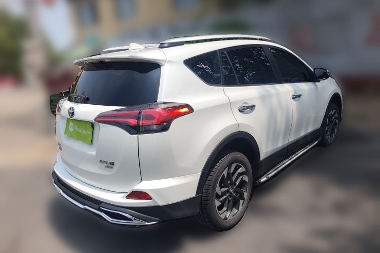 Used Toyota RAV4 2018 2.5L Automatic 4x4 Elite i Edition Rear Right 45 Deg