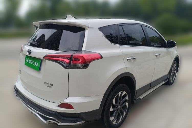 Used Toyota RAV4 2018 2.5L Automatic 4x4 Elite i Edition Rear Right 45 Deg