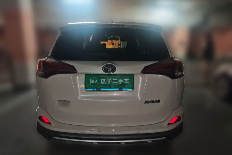 Used Toyota RAV4 2018 2.0L CVT Two-Wheel Drive Fashion X Edition Rear