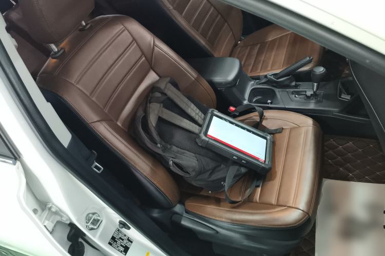 Used Toyota RAV4 2018 2.0L CVT Two-Wheel Drive Fashion X Edition Right Front Seat