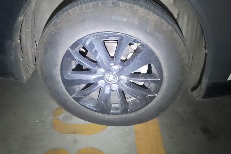 Used Toyota RAV4 2018 2.0L CVT Two-Wheel Drive Fashion X Edition Right Front Wheel Hub