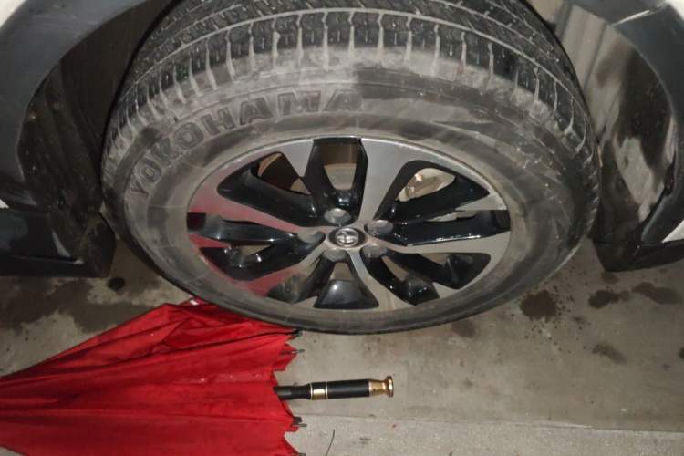Used Toyota RAV4 2018 2.0L CVT Two-Wheel Drive Fashion X Edition Right Front Wheel Hub