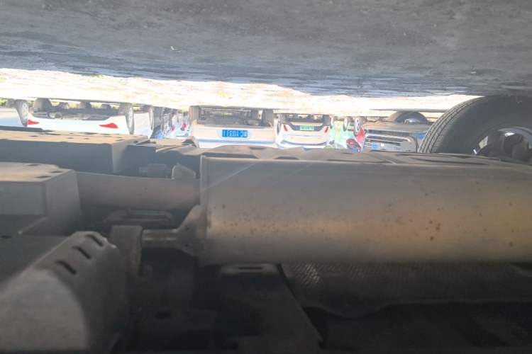 Used Toyota RAV4 2018 2.0L CVT Two-Wheel Drive Fashion X Edition Right Side Sill