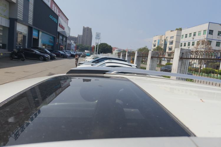 Used Toyota RAV4 2018 2.0L CVT Two-Wheel Drive Fashion X Edition Roof