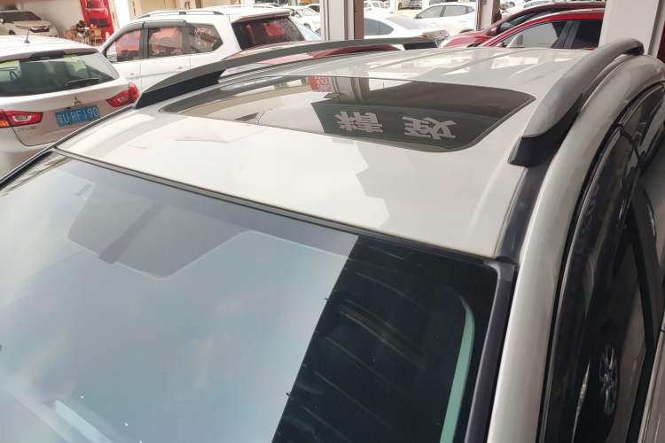 Used Toyota RAV4 2018 2.0L CVT Two-Wheel Drive Fashion X Edition Roof