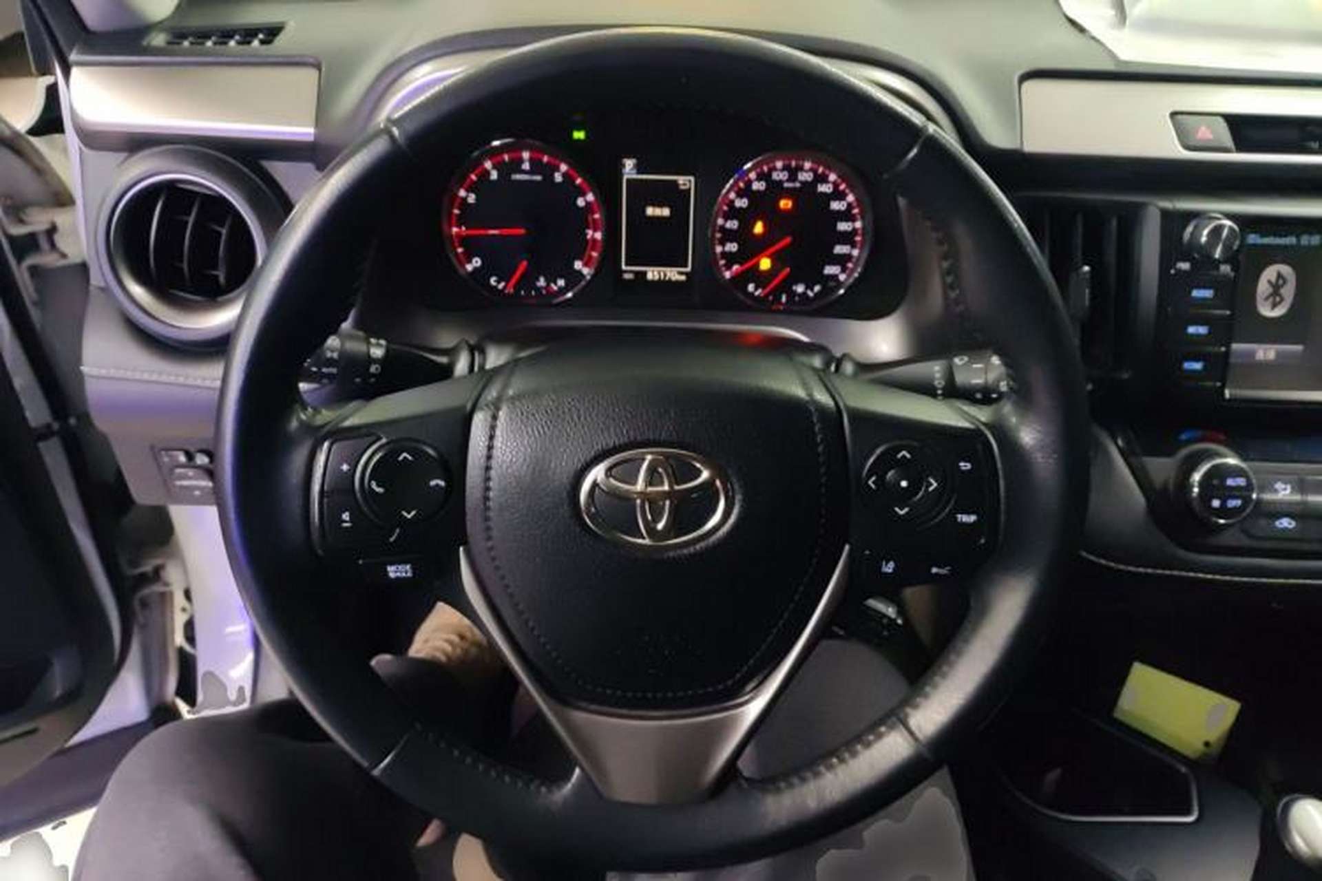 Used Toyota RAV4 2018 2.5L Automatic 4x4 Elite i Edition Steering Wheel