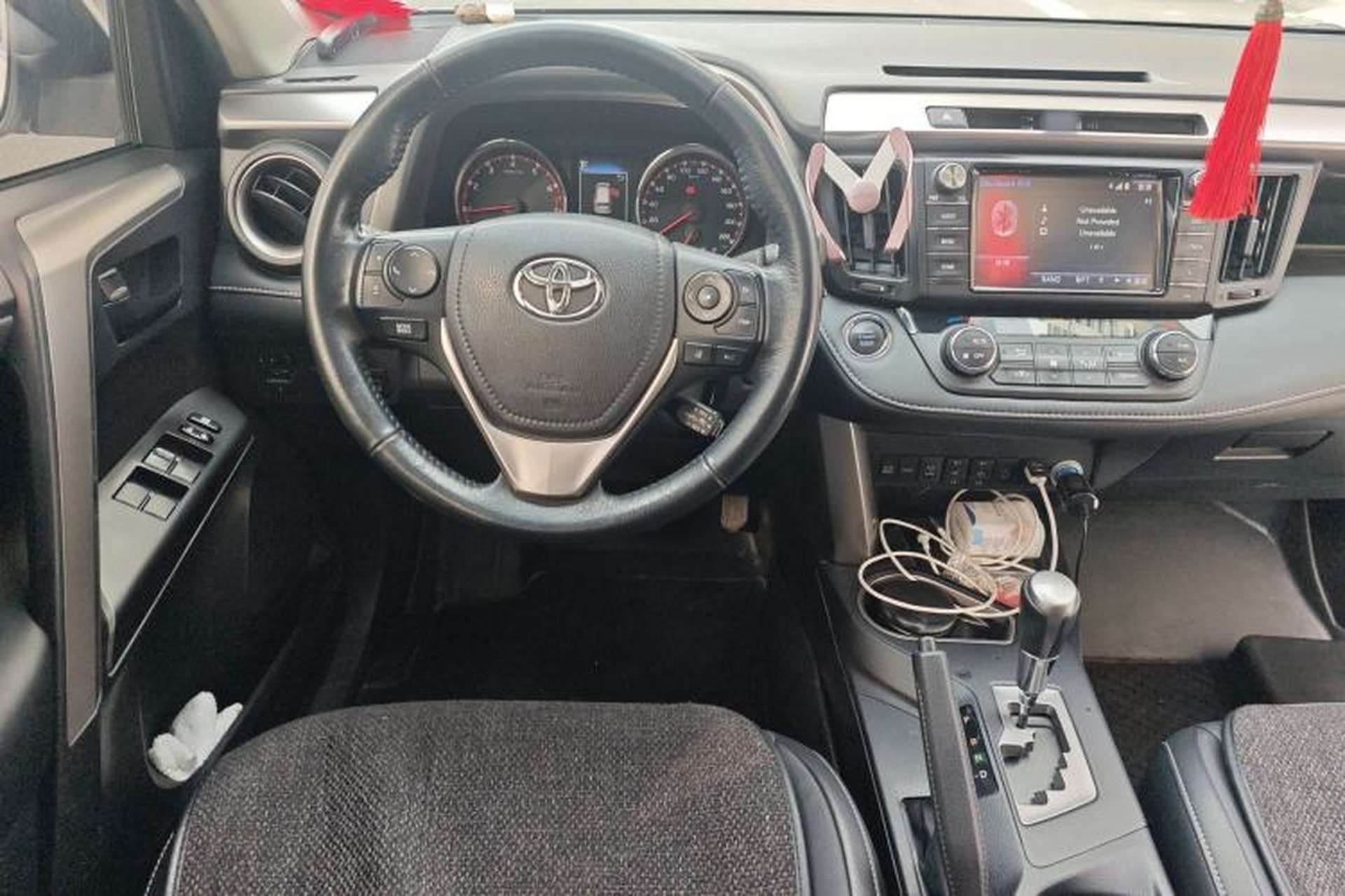 Used Toyota RAV4 2018 2.5L Automatic 4x4 Elite i Edition Steering Wheel