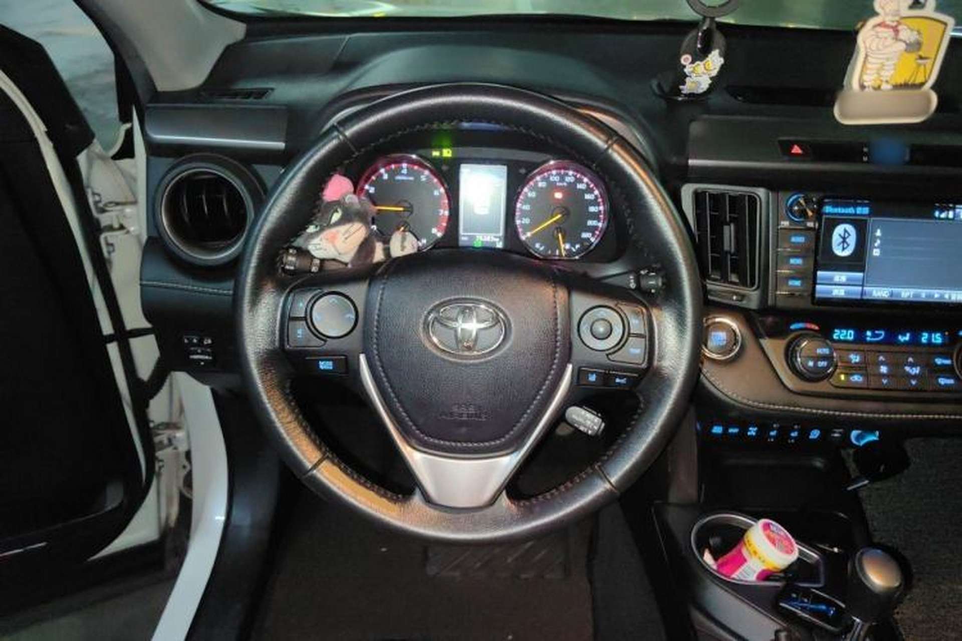 Used Toyota RAV4 2018 2.5L Automatic 4x4 Elite i Edition Steering Wheel