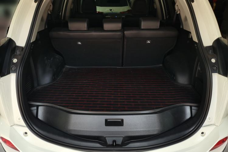 Used Toyota RAV4 2018 2.5L Automatic 4x4 Elite i Edition Trunk