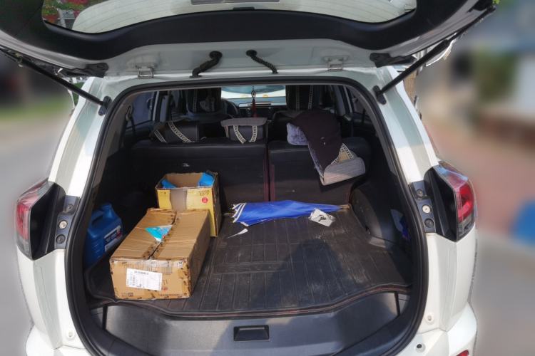 Used Toyota RAV4 2018 2.5L Automatic 4x4 Elite i Edition Trunk