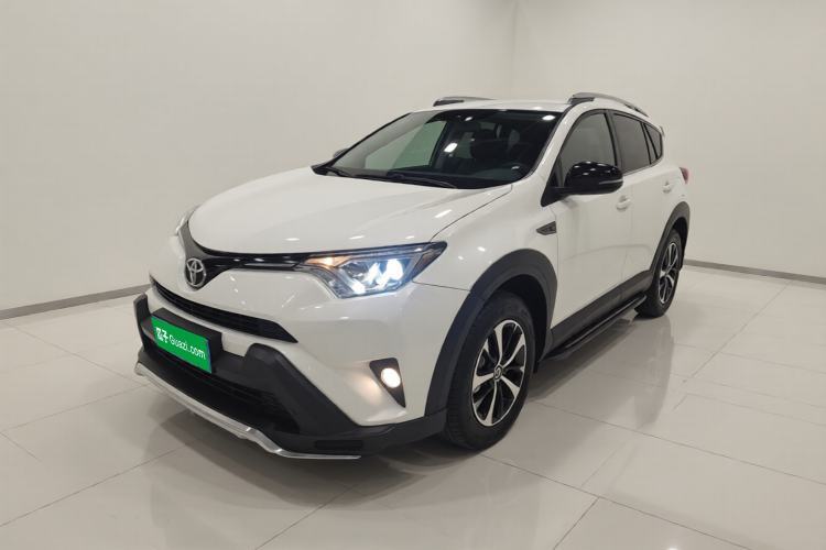 Ojetý Toyota RAV4 2018 2.0L CVT Two-Wheel Drive Fashion X Edition Guazi used car, China used car export, Used car for sale, Used cars, Cheapest cars for sale