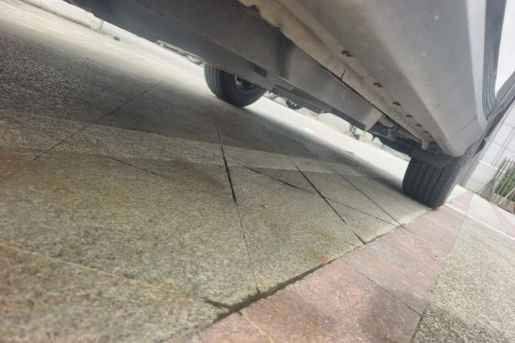 Used Toyota RAV4 2019 2.0L CVT Two-Wheel Drive Fashion X Limited Edition China VI Standard Chassis Front Left