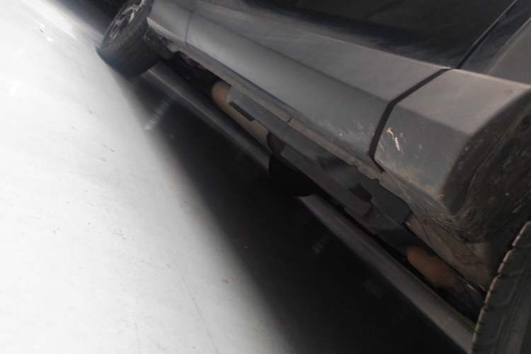 Used Toyota RAV4 2019 2.0L CVT Two-Wheel Drive Luxury Version China VI Standard Chassis Front Right