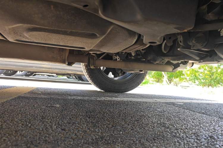 Used Toyota RAV4 2019 2.0L CVT Two-Wheel Drive Fashion X Limited Edition China VI Standard Chassis Rear Left