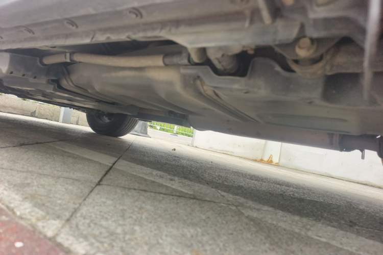 Used Toyota RAV4 2019 2.0L CVT Two-Wheel Drive Fashion X Limited Edition China VI Standard Chassis Rear Left
