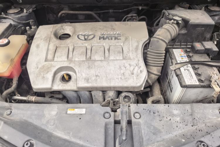 Used Toyota RAV4 2019 2.0L CVT Two-Wheel Drive Fashion X Limited Edition China VI Standard Engine Bay