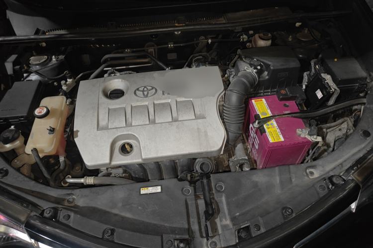 Used Toyota RAV4 2019 2.0L CVT Two-Wheel Drive Pioneer Edition China VI Standard Engine Bay