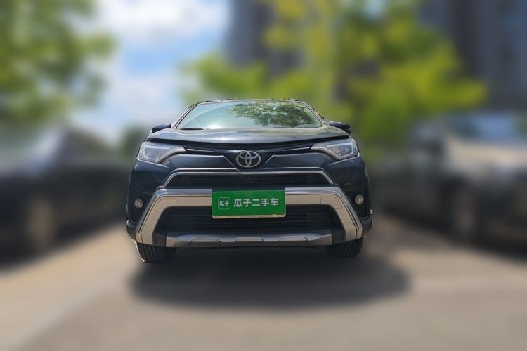 Used Toyota RAV4 2019 2.0L CVT Two-Wheel Drive Fashion X Limited Edition China VI Standard Front