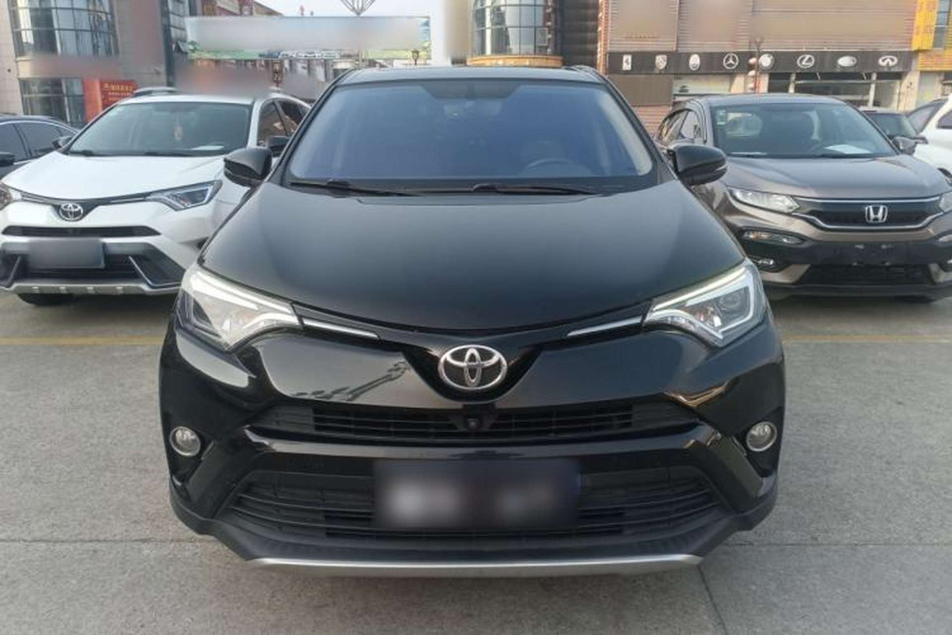 Used Toyota RAV4 2019 2.0L CVT Two-Wheel Drive ZhiShang Version China VI Standard Front