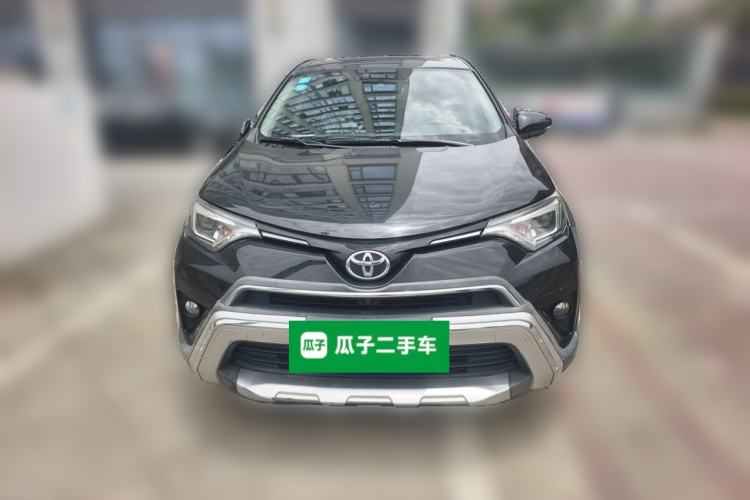 Used Toyota RAV4 2019 2.0L CVT Two-Wheel Drive Fashion X Limited Edition China VI Standard Front