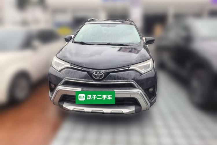 Used Toyota RAV4 2019 2.0L CVT Two-Wheel Drive Fashion X Limited Edition China VI Standard Front