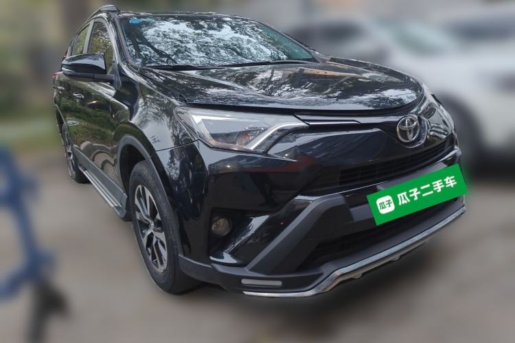 Used Toyota RAV4 2019 2.0L CVT Two-Wheel Drive Pioneer Edition China VI Standard Front Right 45 Deg