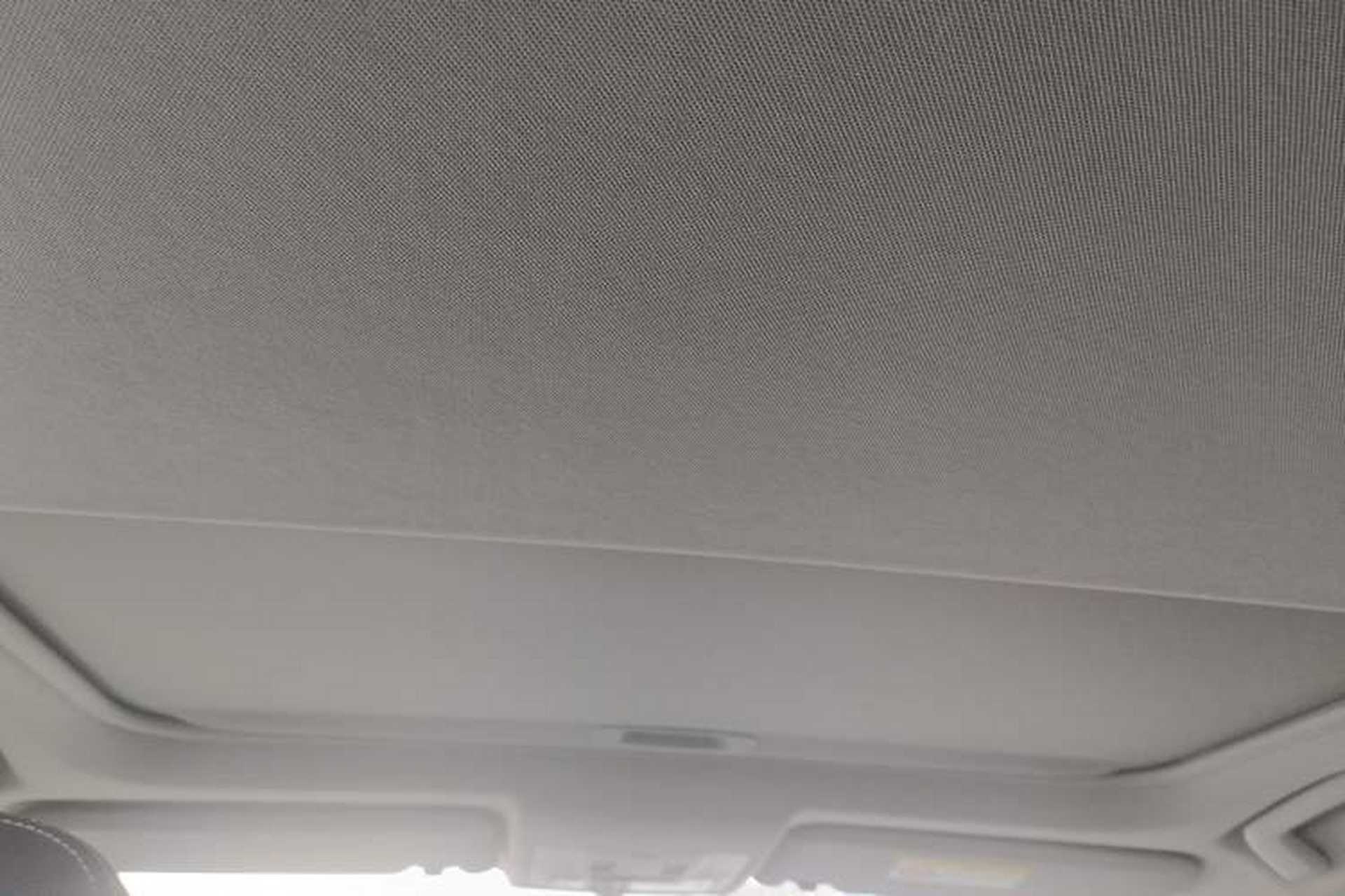 Used Toyota RAV4 2019 2.0L CVT Two-Wheel Drive ZhiShang Version China VI Standard Headliner