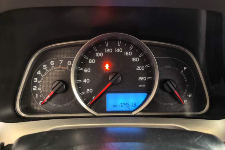 Used Toyota RAV4 2019 2.0L CVT Two-Wheel Drive Luxury Version China VI Standard Instrument Cluster