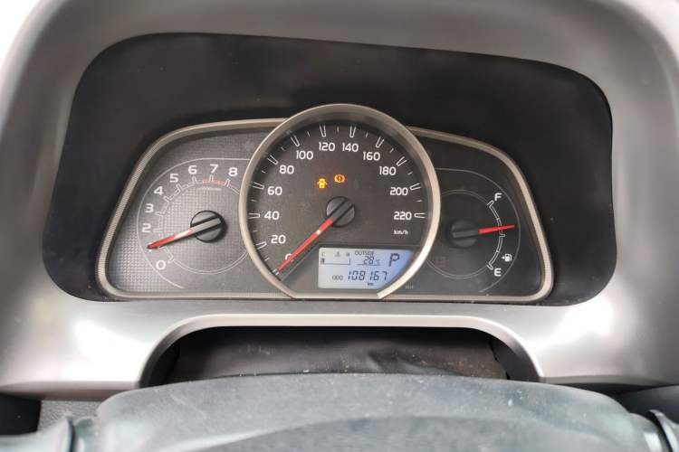 Used Toyota RAV4 2019 2.0L CVT Two-Wheel Drive Pioneer Edition China V Standard Instrument Cluster