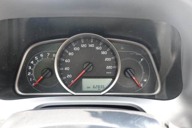 Used Toyota RAV4 2019 2.0L CVT Two-Wheel Drive Luxury Version China VI Standard Instrument Cluster
