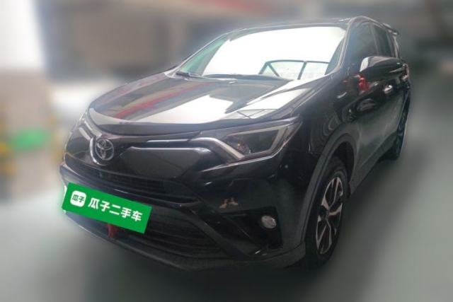Used Toyota RAV4 2019 2.0L CVT Two-Wheel Drive Luxury Version China VI Standard