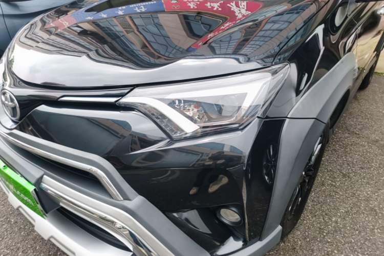 Used Toyota RAV4 2019 2.0L CVT Two-Wheel Drive Fashion X Limited Edition China VI Standard Left Front Headlight