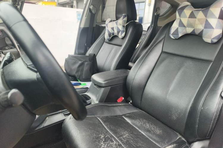 Used Toyota RAV4 2019 2.0L CVT Two-Wheel Drive Fashion X Limited Edition China VI Standard Left Front Seat