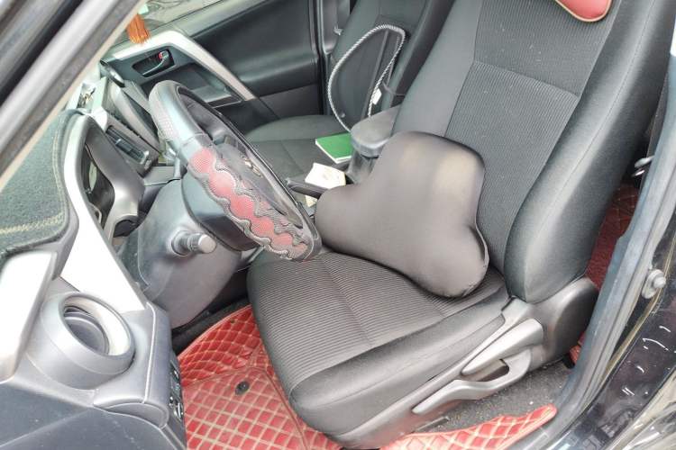 Used Toyota RAV4 2019 2.0L CVT Two-Wheel Drive Pioneer Edition China V Standard Left Front Seat