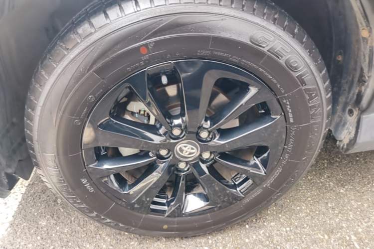 Used Toyota RAV4 2019 2.0L CVT Two-Wheel Drive Fashion X Limited Edition China VI Standard Left Front Wheel Hub