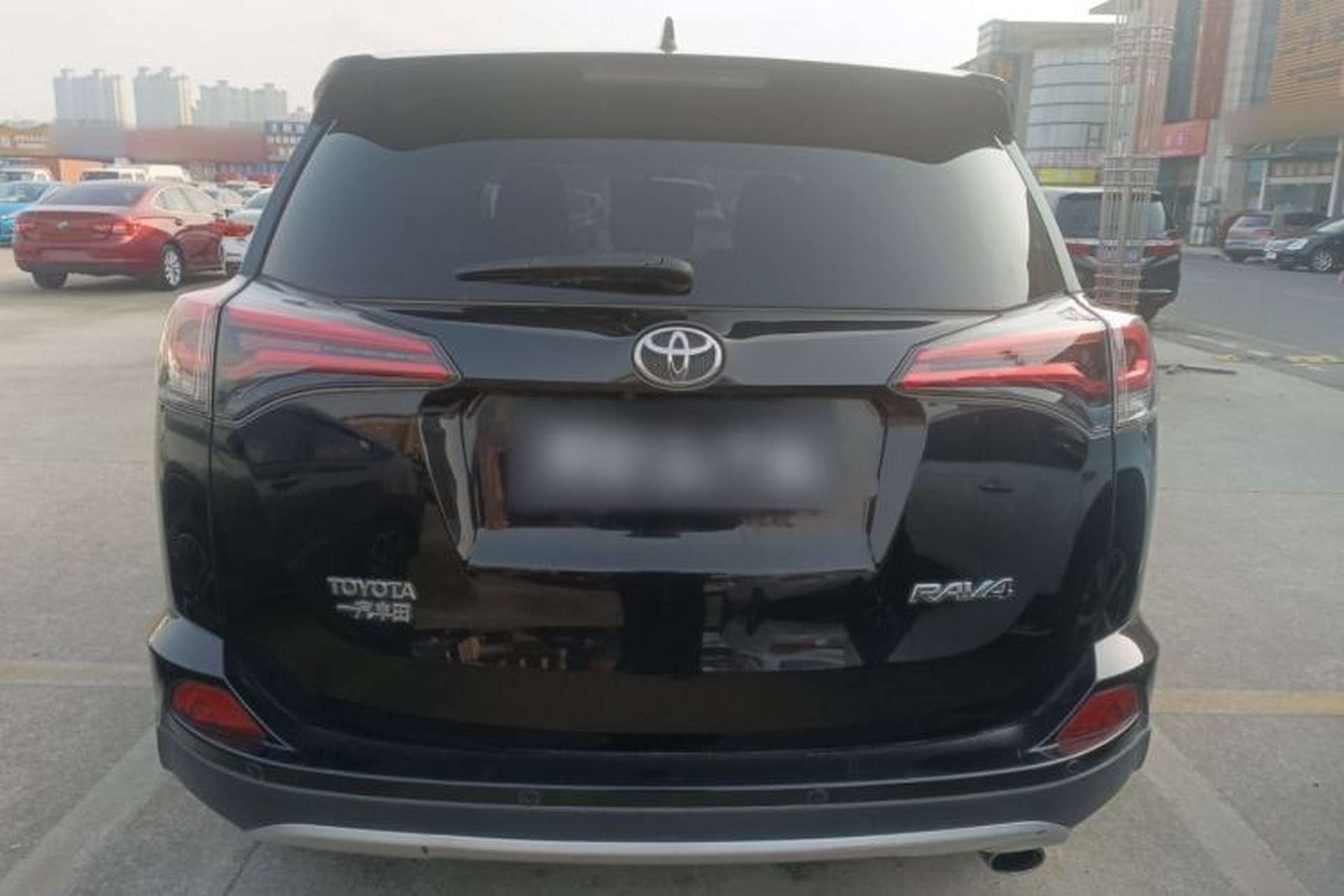 Used Toyota RAV4 2019 2.0L CVT Two-Wheel Drive ZhiShang Version China VI Standard Rear
