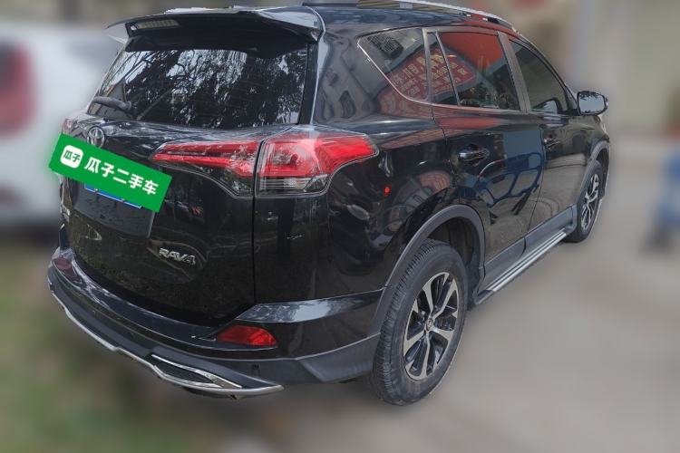 Used Toyota RAV4 2019 2.0L CVT Two-Wheel Drive Pioneer Edition China VI Standard Rear Right 45 Deg